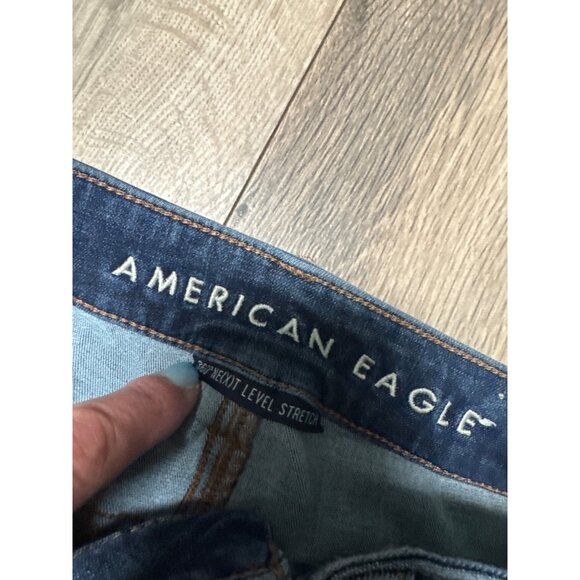 American Eagle Next Level Stretch Distressed Dark Wash High-Rise Jegging Womens - Picture 2 of 9